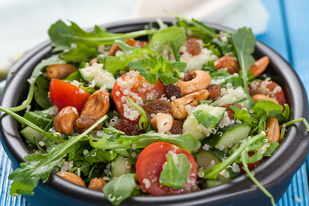Quinoa-Salat Low Carb-Diät für Anfänger: Regeln, Rezepte & Informationen